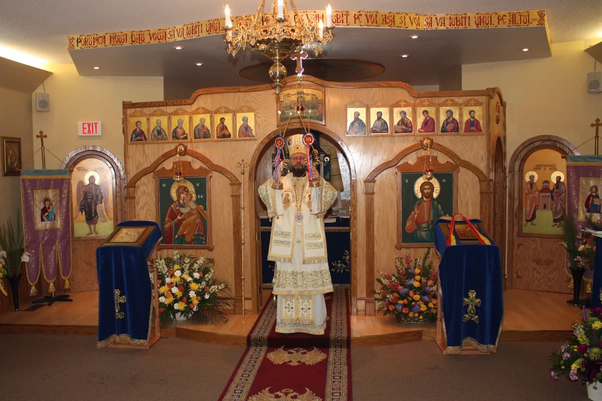 Biserica Ortodoxă Română — interior
