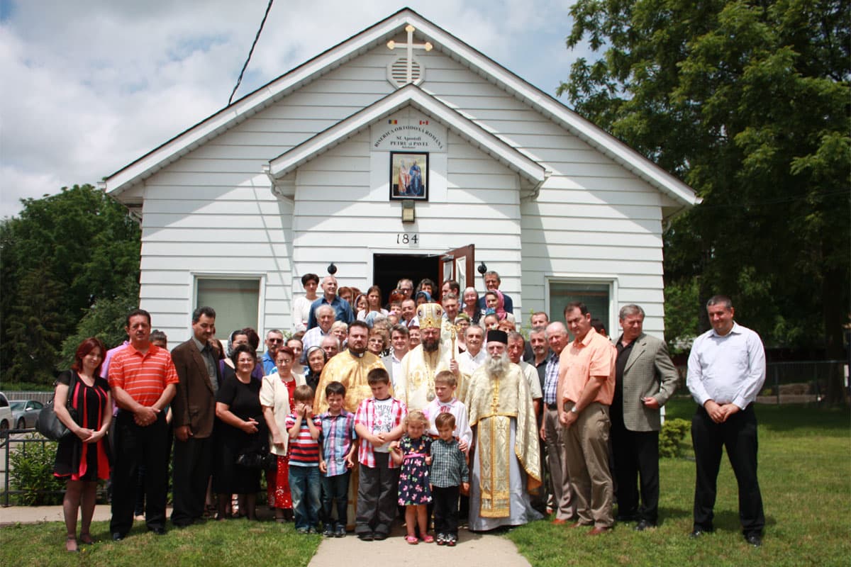 Biserica — vedere exterioară